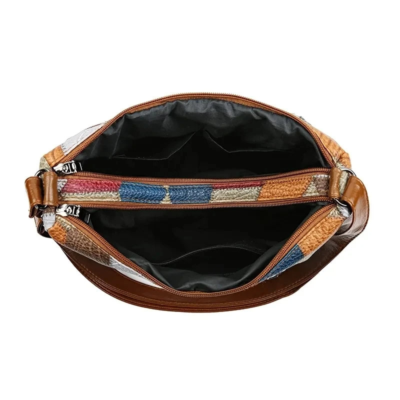 Lorena Tasche Innenraum