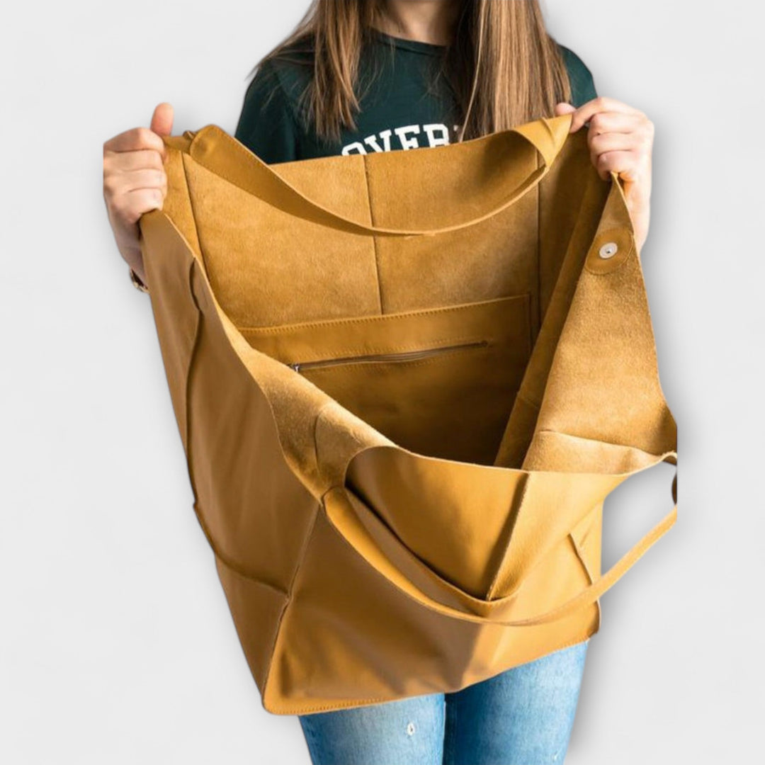Lisbeth Tasche mit Blick ins Innere