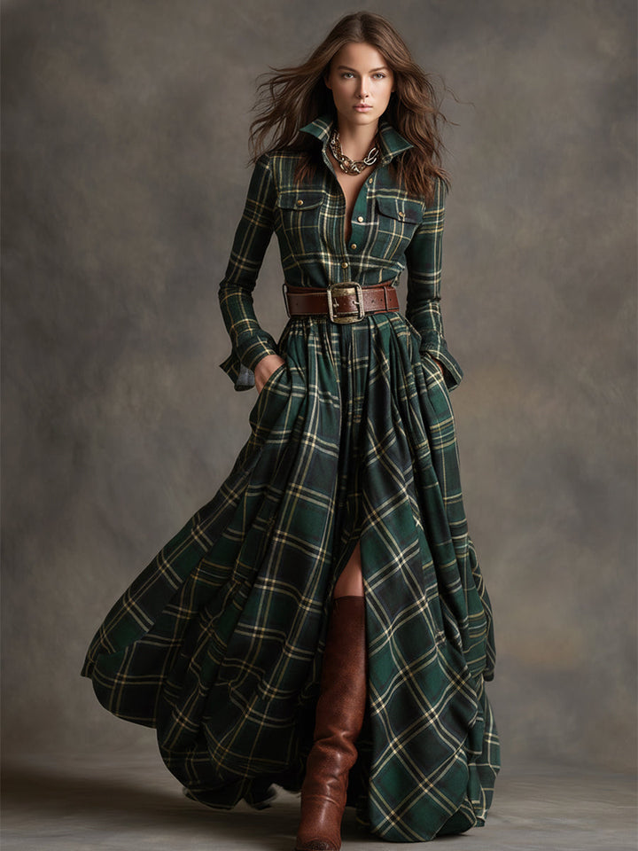 Susanne Hemdblusenkleid in Grün, Ganzkörperansicht