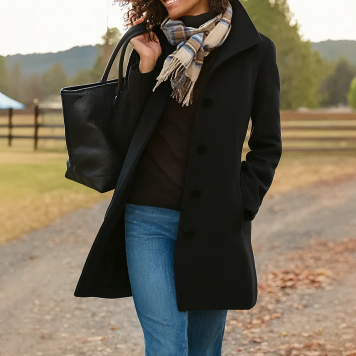 Heidi Mantel in Schwarz