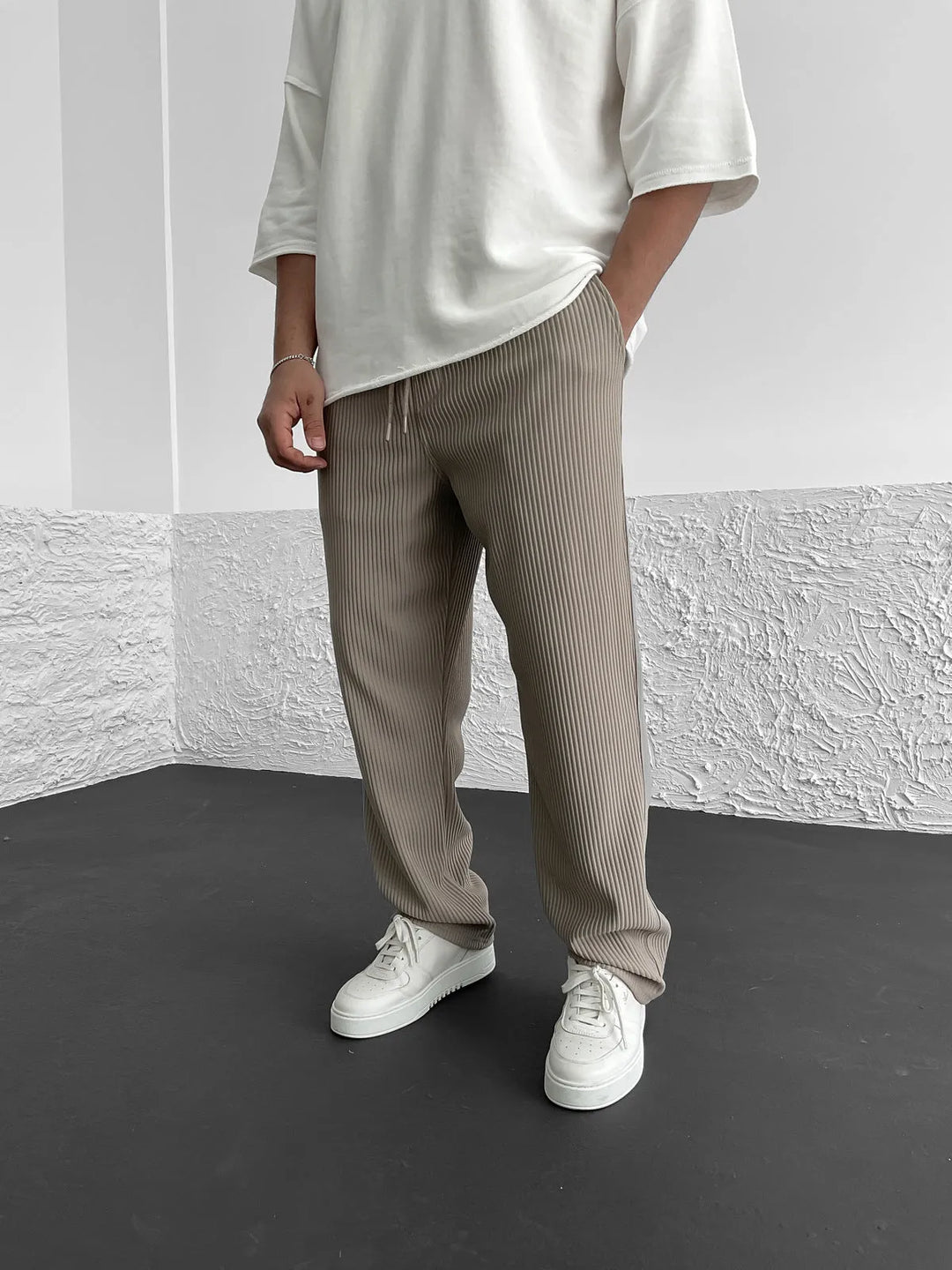 Bernd Freizeithose in Khaki, Vorderansicht