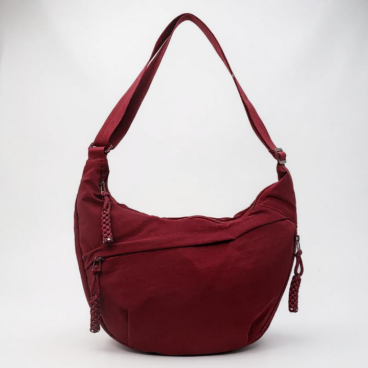Judith Schultertasche in Bordeauxrot