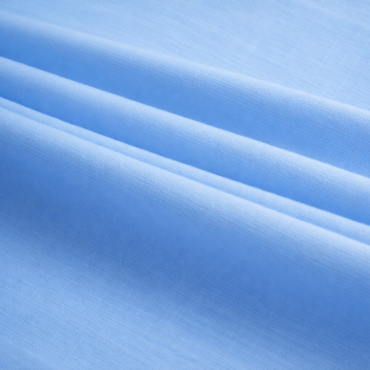 Stoffdetail des Reinhard Hemds in Hellblau