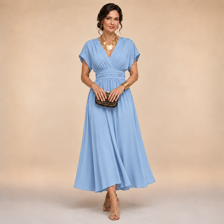 Almut – Wickel-Midikleid in Hellblau