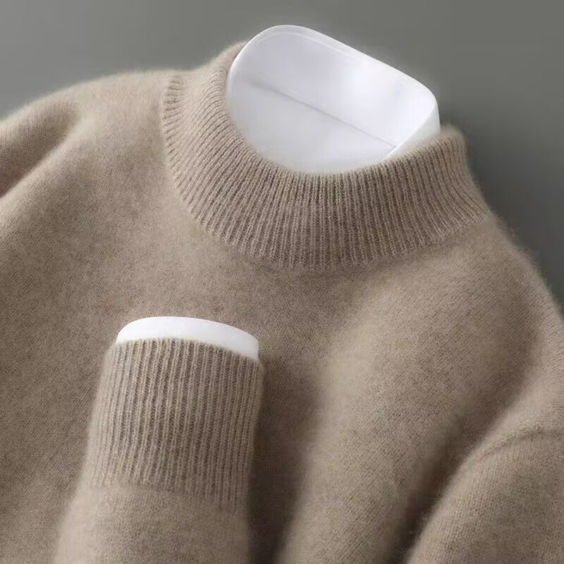 Werner Pullover in Braun, Detailansicht des Kragens