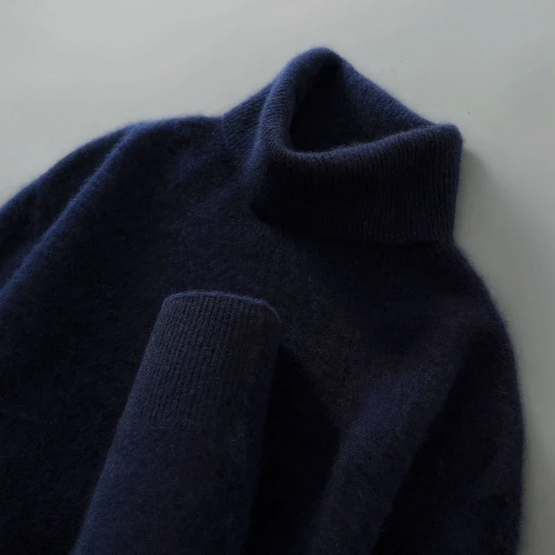 Christian – Rollkragenpullover in Marineblau
