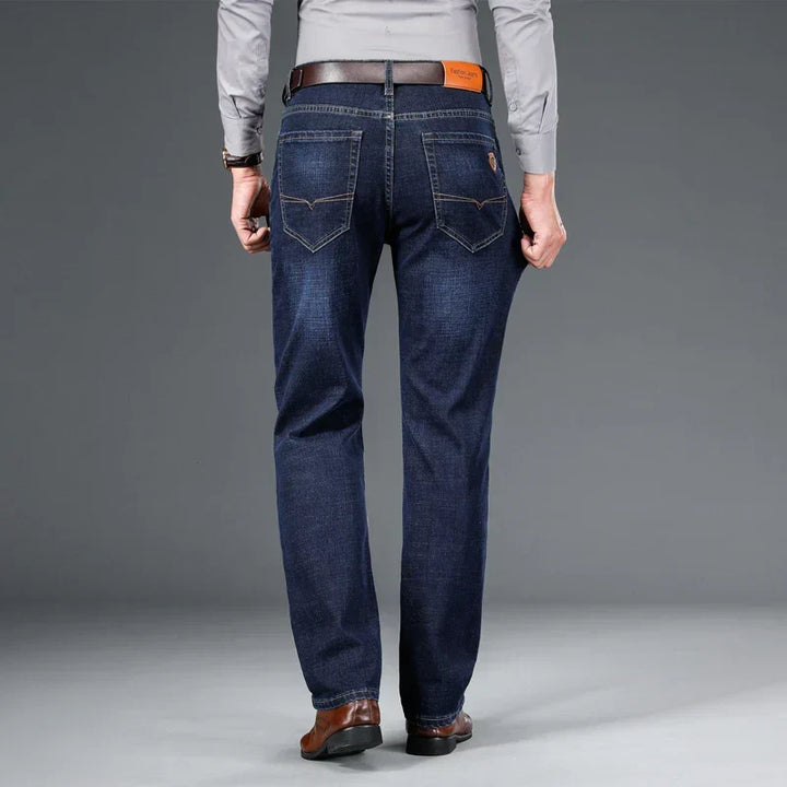 Matthias Klassische Denim-Jeans in Dunkelblau, Rückansicht
