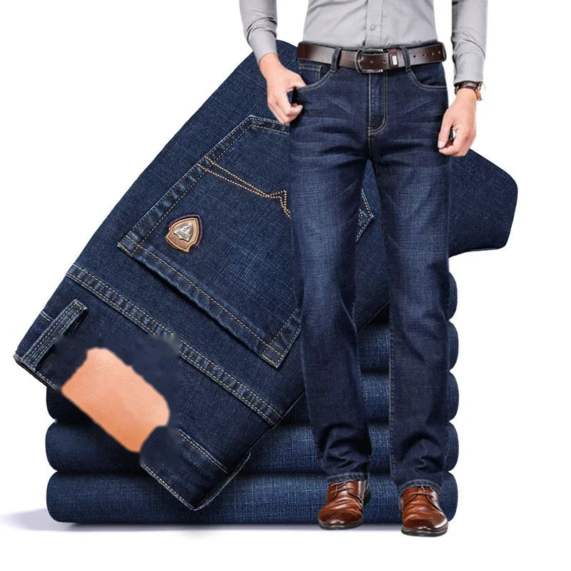 Matthias Klassische Denim-Jeans in Dunkelblau, Detailansicht