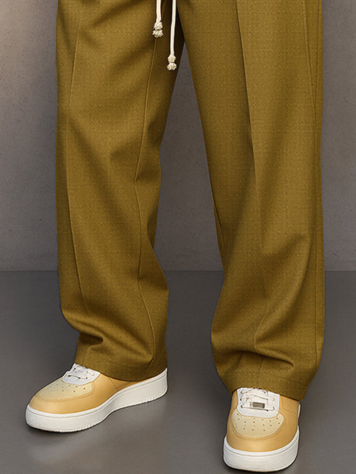 Felix in Khaki, Detail Hosenbein
