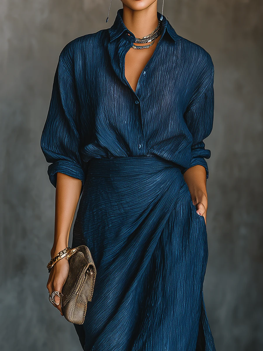Vreni elegantes Set in Blau, Detail der Bluse