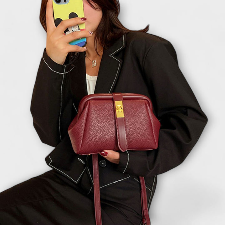 Margareta Retro Tasche in Rot als Clutch