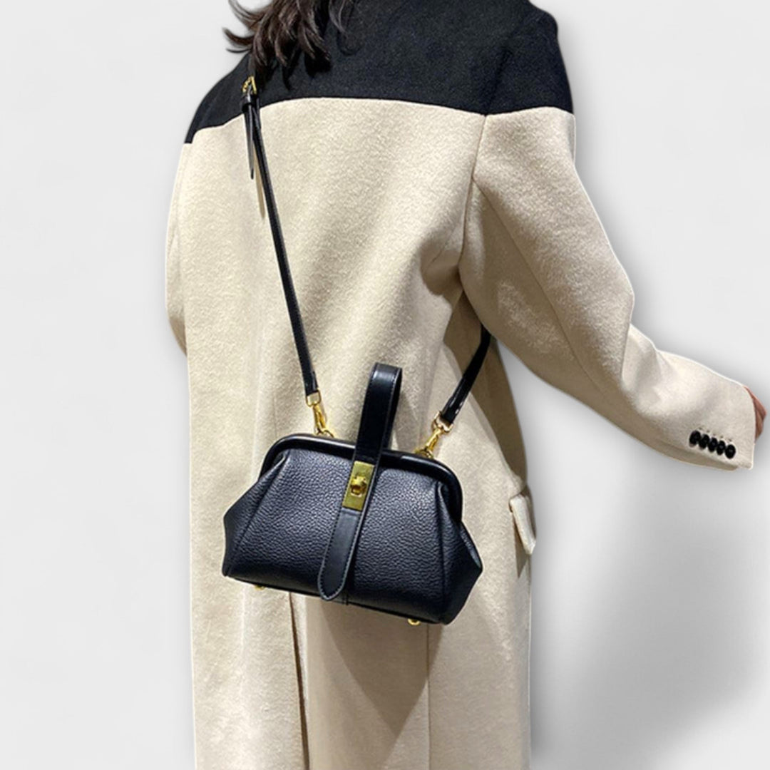 Margareta Retro Tasche in Schwarz als Umhängetasche