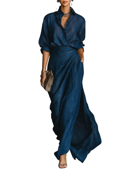 Vreni elegantes Set in Blau, Ansicht auf weissem Hintergrund