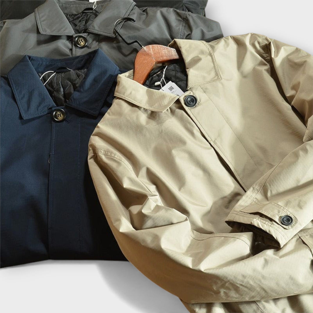 Peter Trenchcoat in verschiedenen Farben