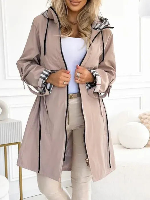 Brigitte wetterfeste Jacke mit Reissverschluss in Beige